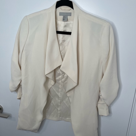 Blazer - Picture 1 of 6
